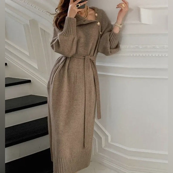 Black Solid Color Long Over-The-Knee Sweater Dress - Picture 3 of 5